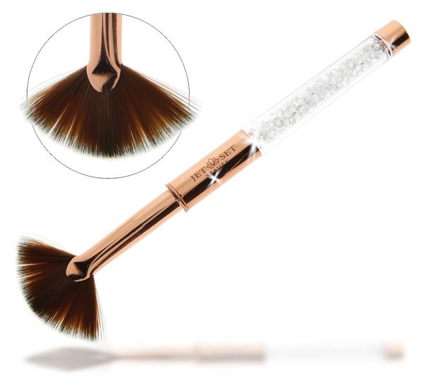 Fan brush